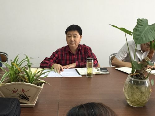 学校教科委主任白涛教授给林业生态学院党总支上党课