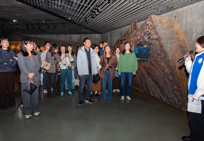 1761271790235484.jpg 1761271790235484.jpg