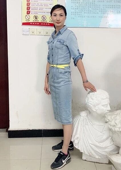 李婷 李婷