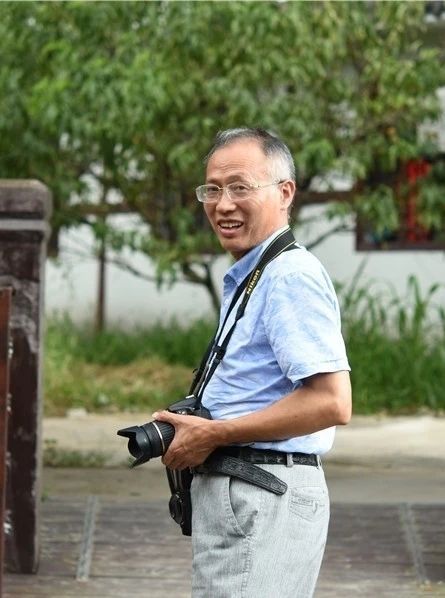 周火明 周火明