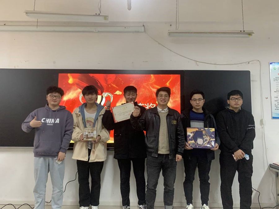 1640167311265449.jpg 我院订单班开展软件开发项目设计答辩会活动照片(5).jpg