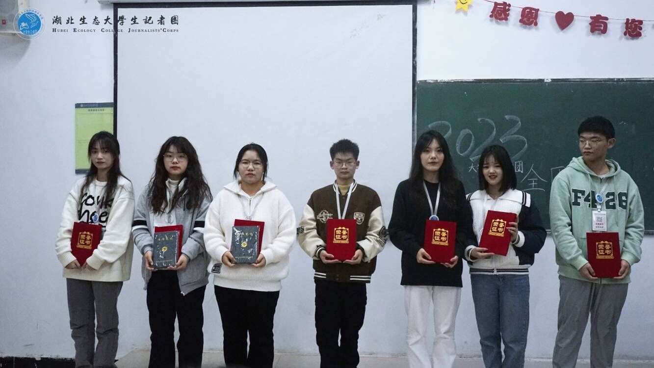 1677860645342611.jpg 1677860645342611.jpg