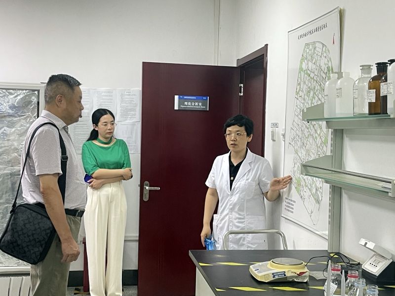 2023.8.15 校领导访企拓岗 助力毕业生就业5_副本.jpg