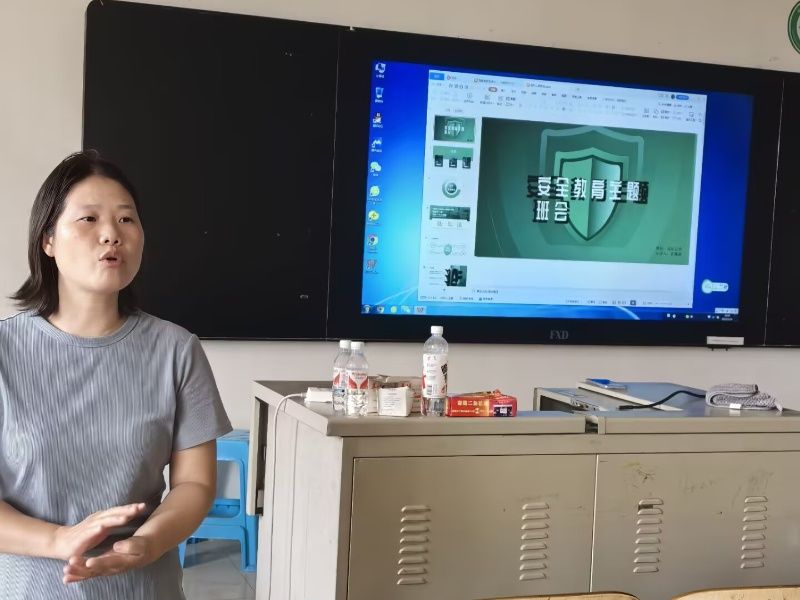 图2 朱晓蓉_副本.jpg