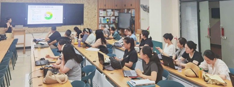 学院携手智慧树举办AI赋能教学专题讲座照片（1）.jpg
