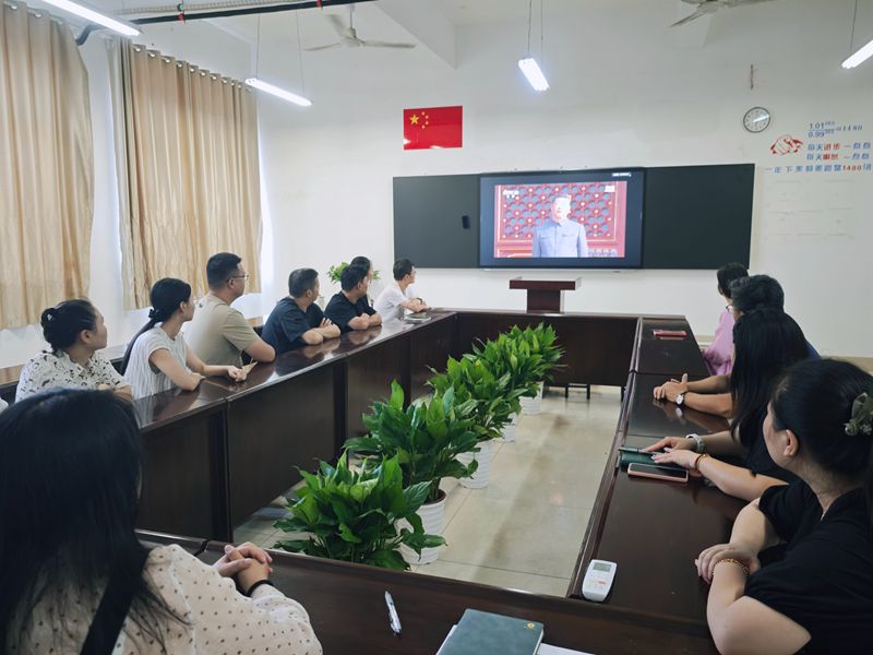 中职_副本.jpg