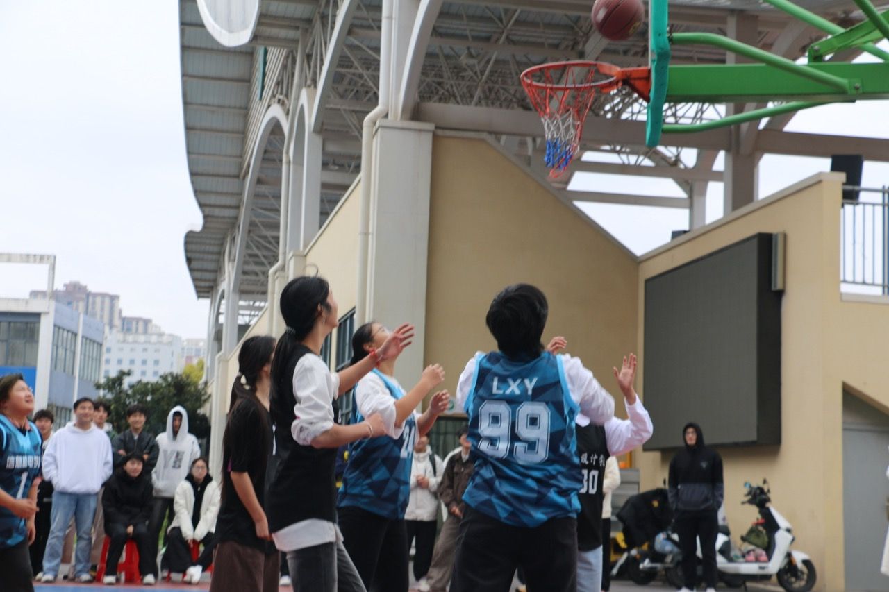 37bab32e8bd24ccf1e0506b600892f88大.jpeg