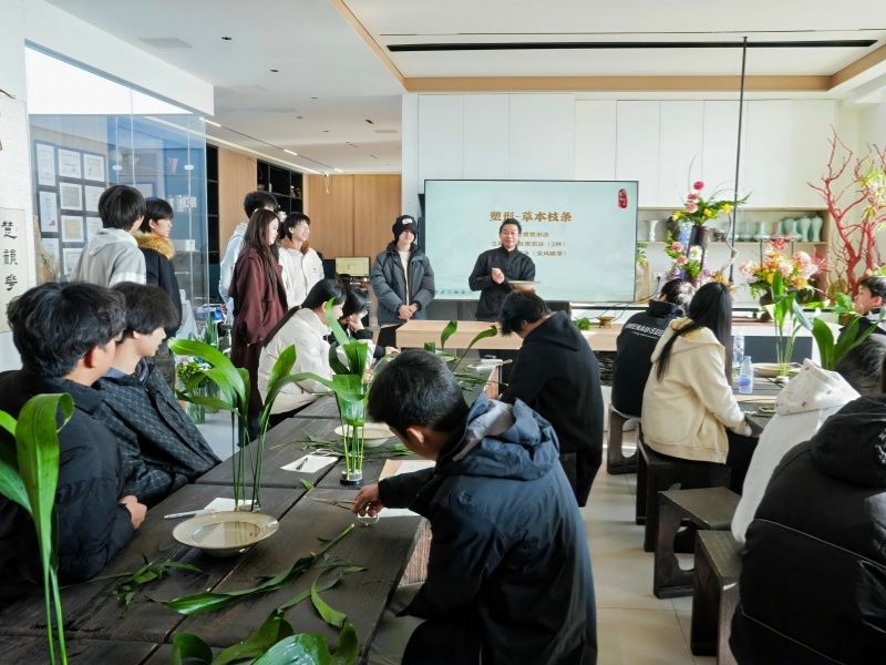 2025.11.24 我院现代林业技术 3+2 专业教学实习首日顺利开展3_副本.jpg