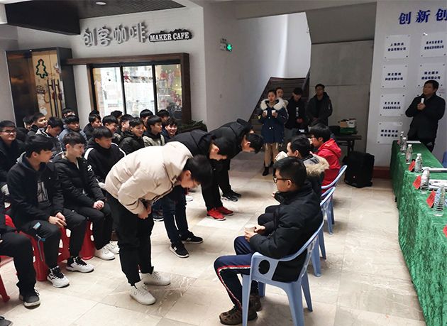 2019年现代学徒制试点拜师仪式 (4) 副本.jpg